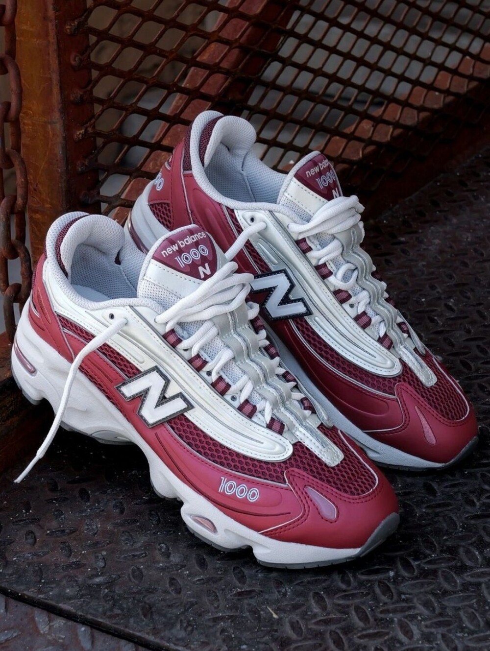 Size 9 - New Balance 1000 Black Burgundy Women's 10.5 NEW!!